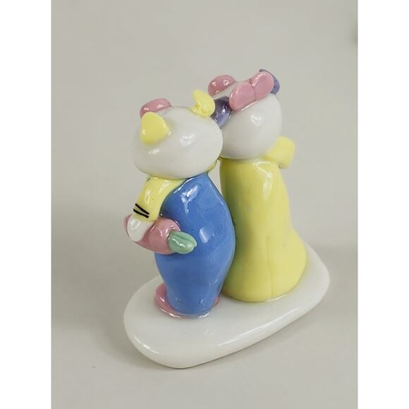 Mini Pig Piglet Piggy Cute Couple w/ Carrots 1 1/2" Pottery Figurine 90s Vintage - Picture 6 of 13